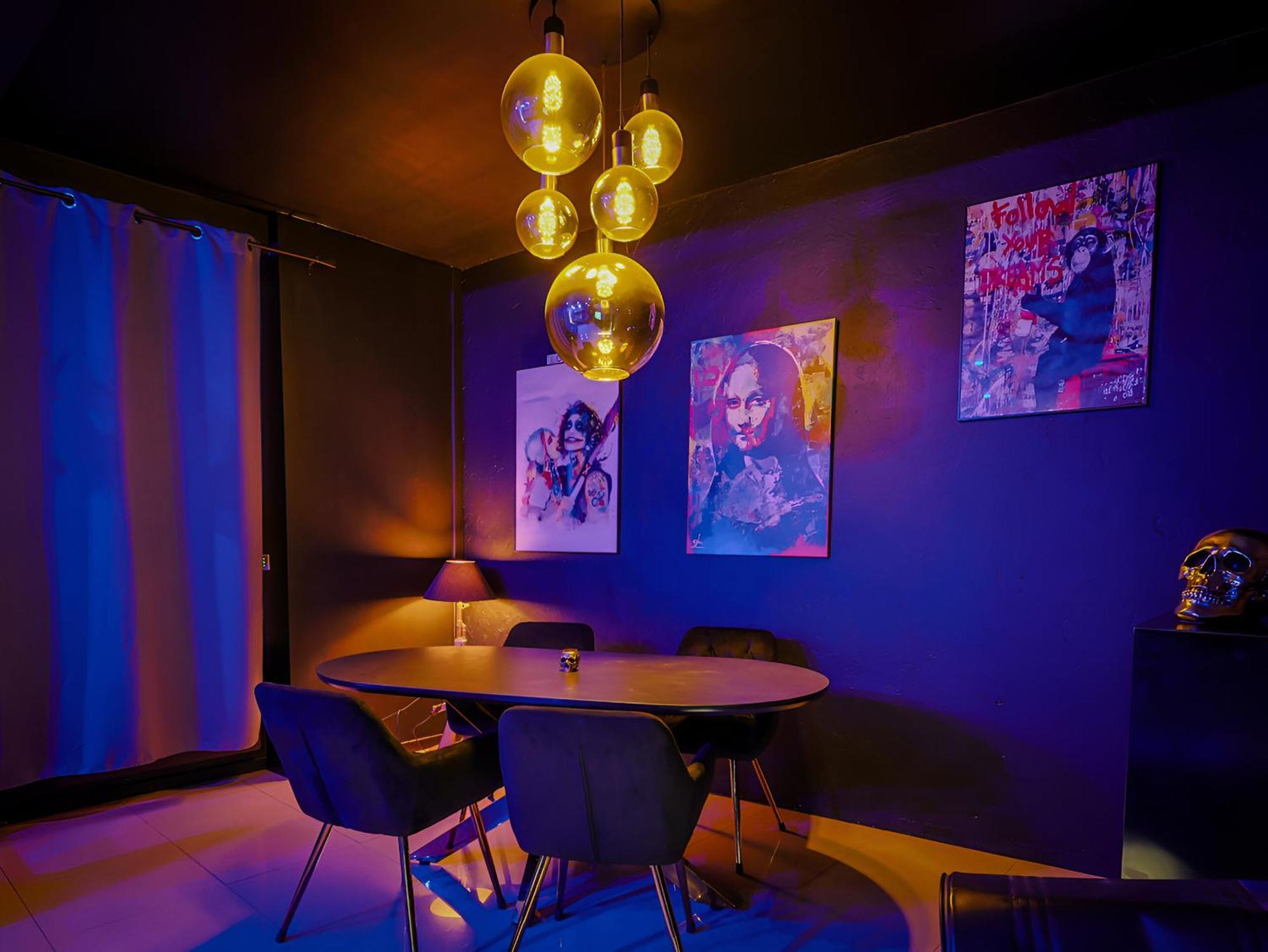 Appartement Pop Art - Asterix,Cdg,Chantilly,Disney La Chapelle-en-Serval Ngoại thất bức ảnh