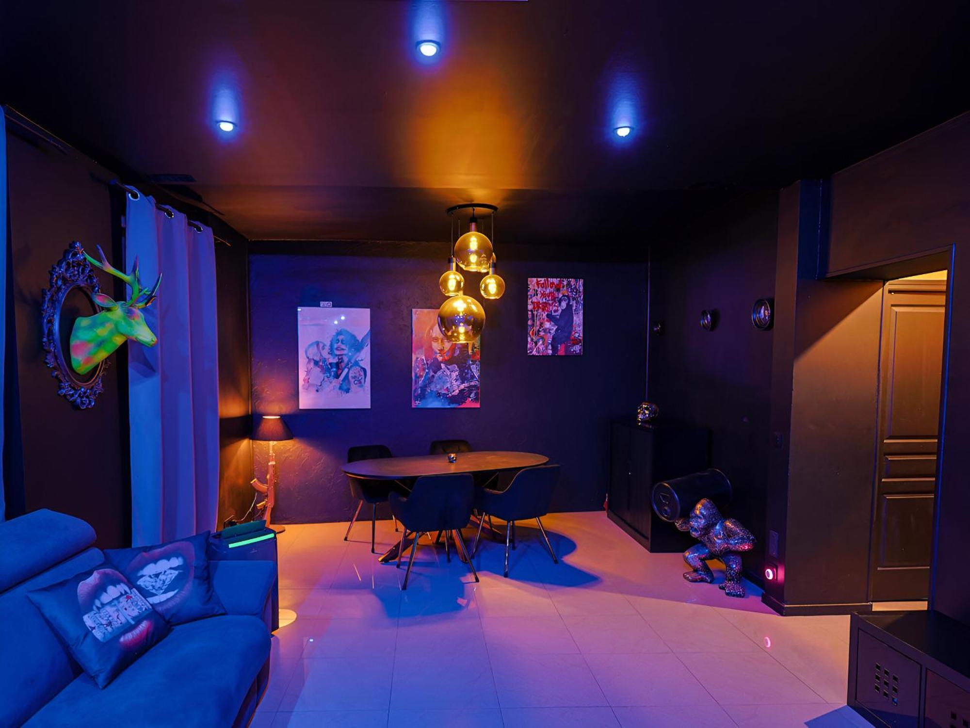 Appartement Pop Art - Asterix,Cdg,Chantilly,Disney La Chapelle-en-Serval Ngoại thất bức ảnh