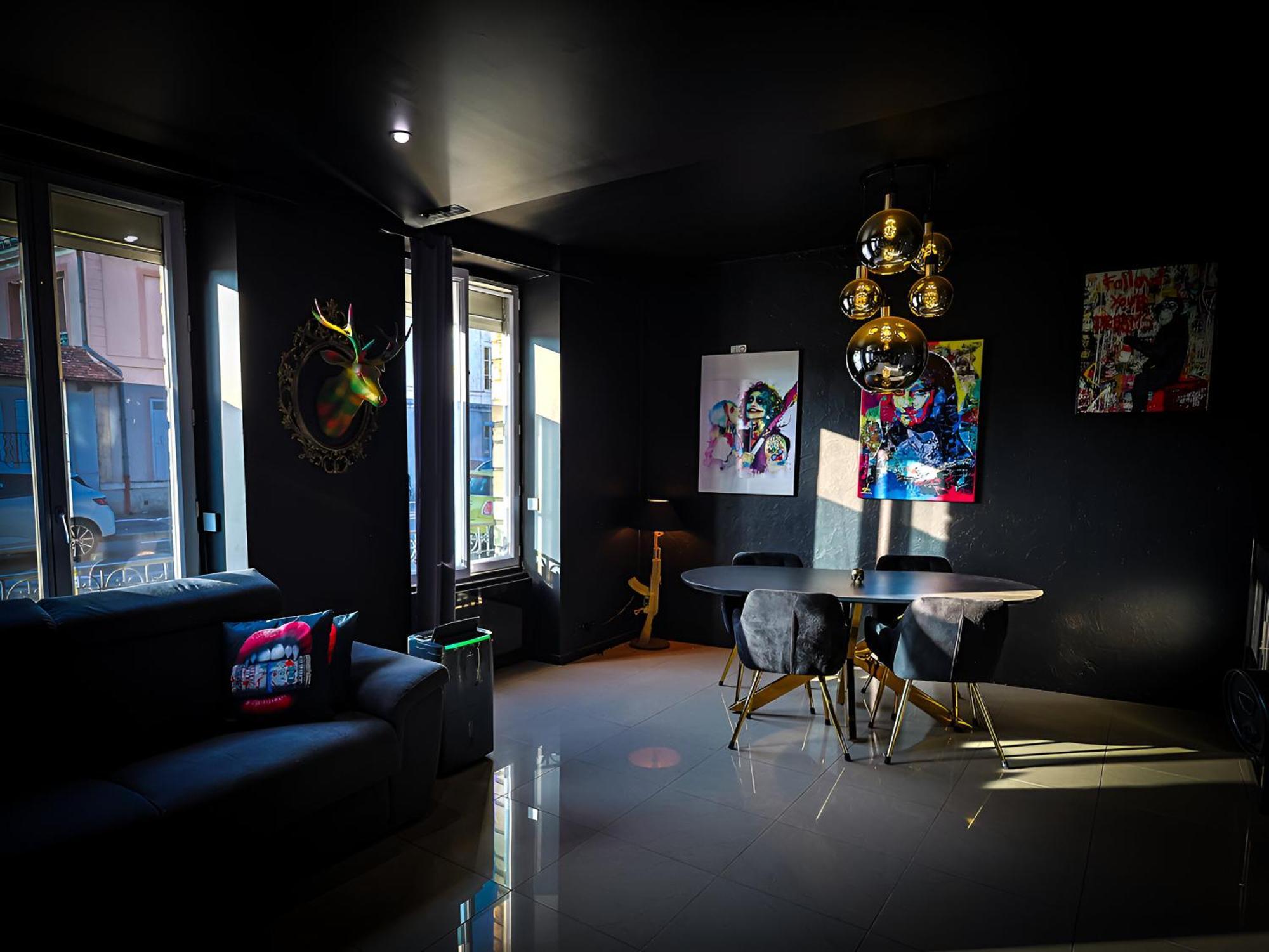 Appartement Pop Art - Asterix,Cdg,Chantilly,Disney La Chapelle-en-Serval Ngoại thất bức ảnh