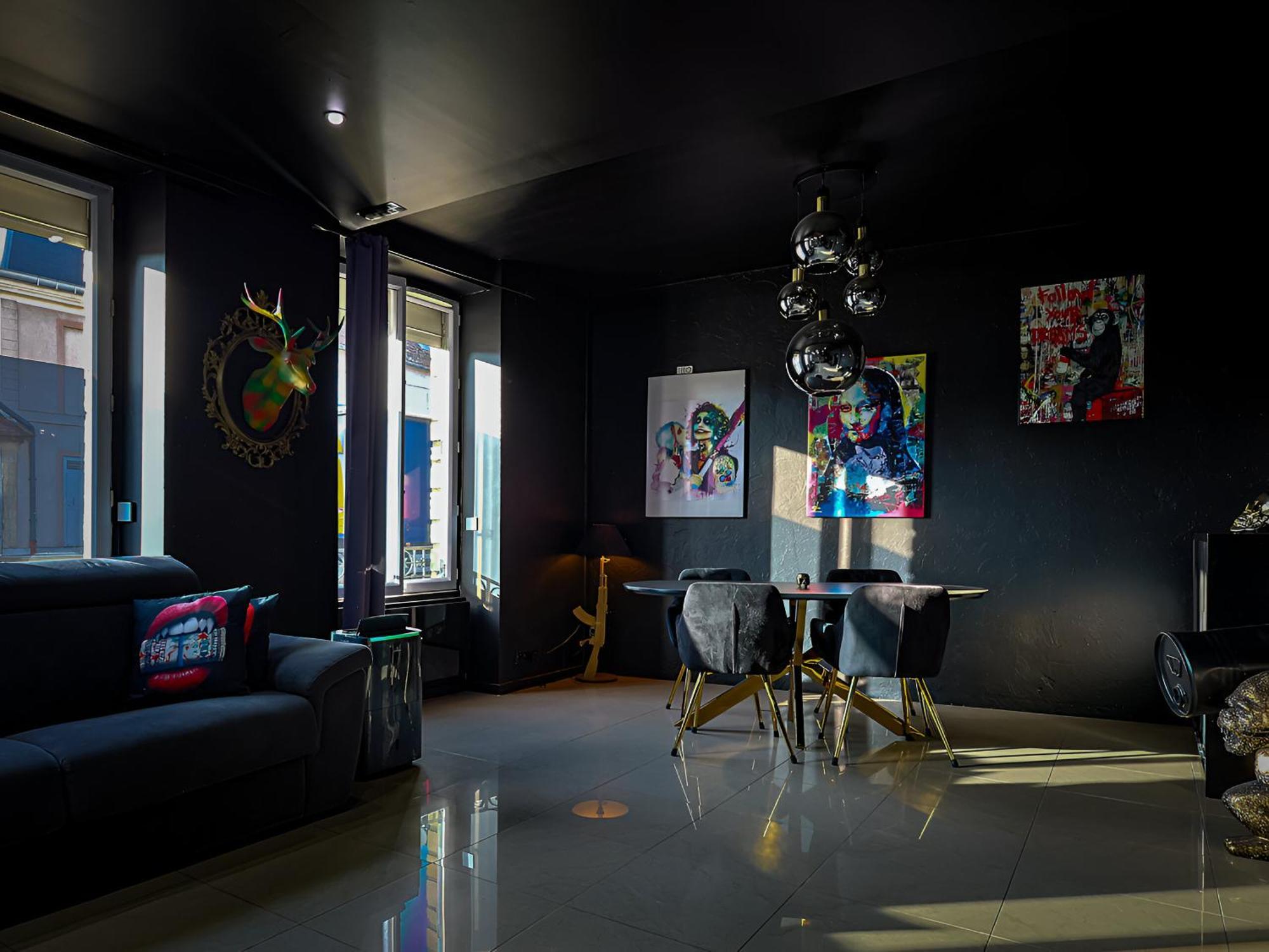 Appartement Pop Art - Asterix,Cdg,Chantilly,Disney La Chapelle-en-Serval Ngoại thất bức ảnh