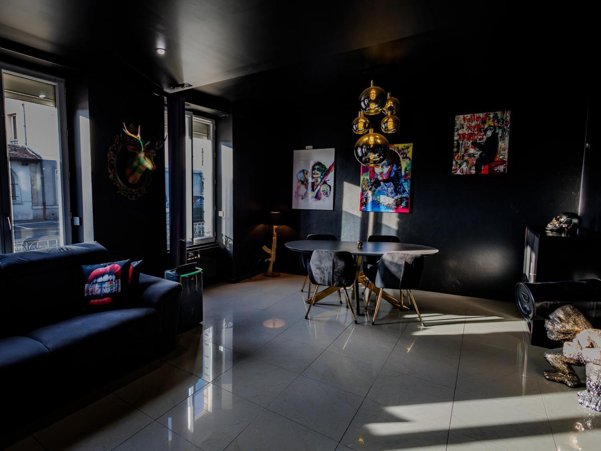 Appartement Pop Art - Asterix,Cdg,Chantilly,Disney La Chapelle-en-Serval Ngoại thất bức ảnh